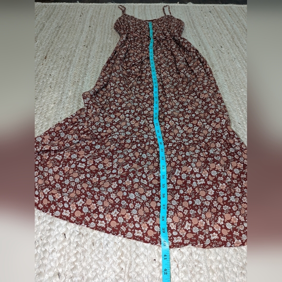 GENTLE FAWN MIDI DRESS - Picture 2 of 8